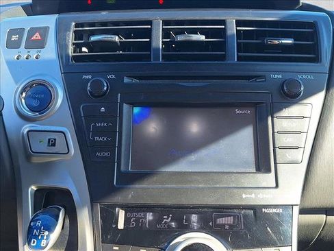 Used 2013 Toyota Prius V Five image 12