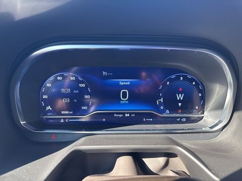 Used 2024 Chevrolet Tahoe LT w/ Luxury Package image 11