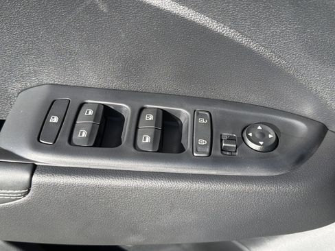 New 2026 Hyundai Venue SEL image 16