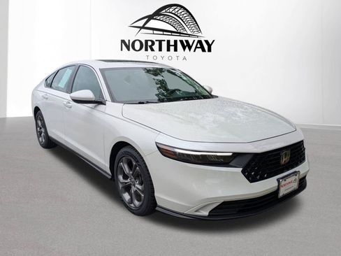 Used 2024 Honda Accord EX image 1