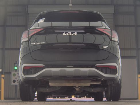 Used 2023 Kia Sportage EX FWD image 8