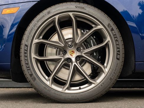 New 2026 Porsche Macan GTS AWD/4WD image 12