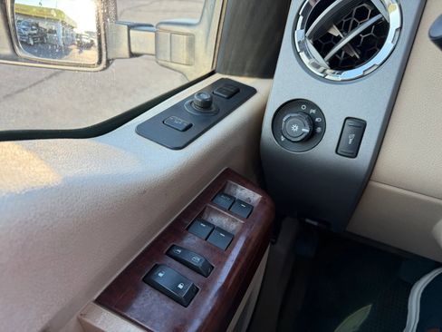 Used 2012 Ford F250 King Ranch w/ King Ranch w/Chrome Pkg AWD/4WD image 15