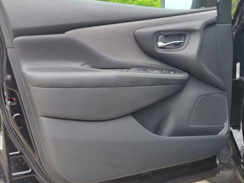 Used 2020 Nissan Murano S w/ Technology Package AWD/4WD image 9