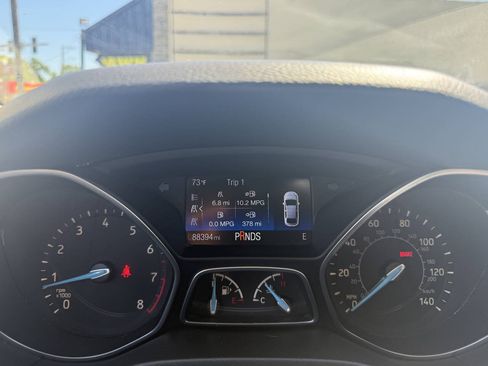 Used 2015 Ford Focus SE w/ SE Sport Package FWD image 24