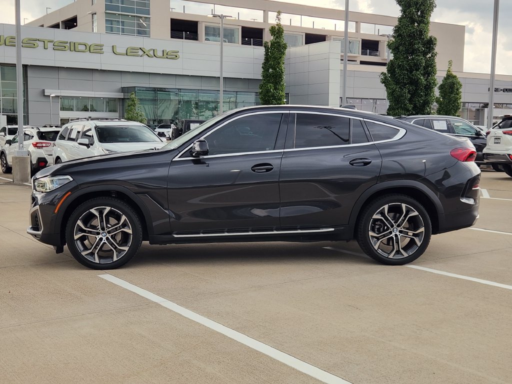 Used 2022 BMW X6 xDrive40i w/ Executive Package AWD/4WD image 4