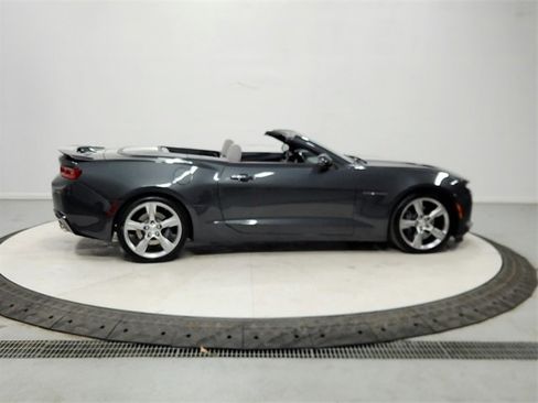 Used 2018 Chevrolet Camaro SS image 8