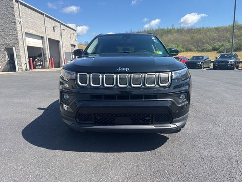 Used 2022 Jeep Compass Latitude w/ Sun and Sound Group image 10