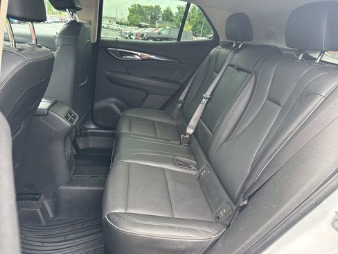 Used 2023 Buick Envision Essence FWD image 12