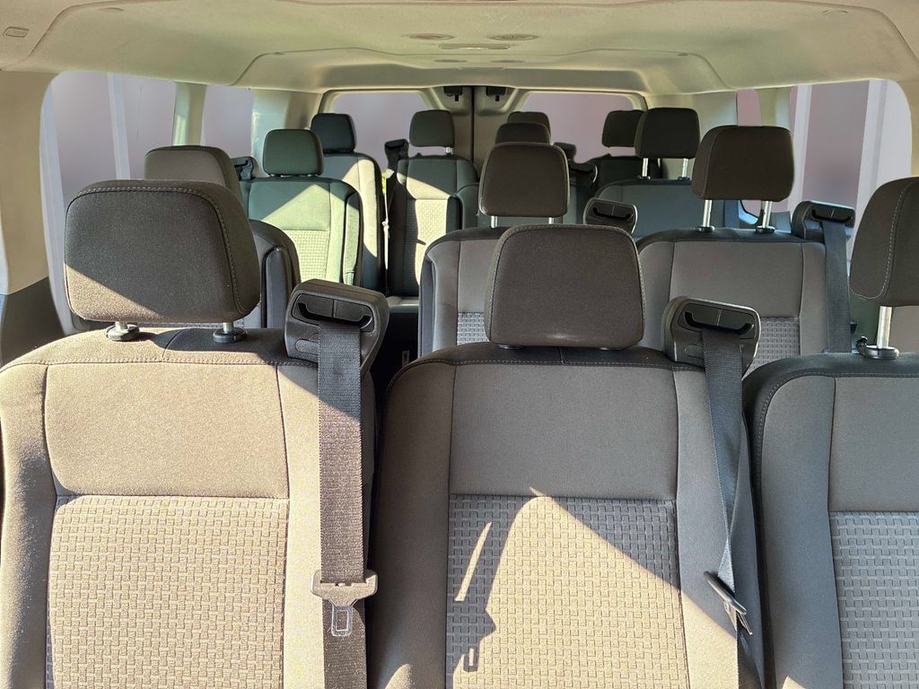 Used 2024 Ford Transit 350 XLT RWD image 24