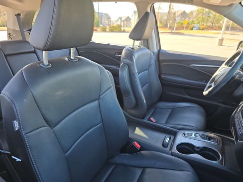 Used 2022 Honda Pilot EX-L image 10
