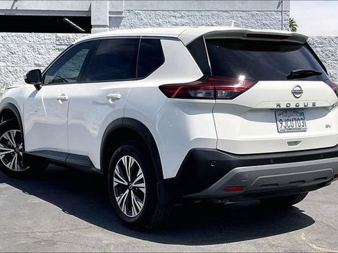 Used 2023 Nissan Rogue SV FWD image 10
