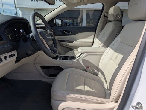 Used 2023 GMC Acadia Denali w/ Denali Ultimate Package FWD image 26