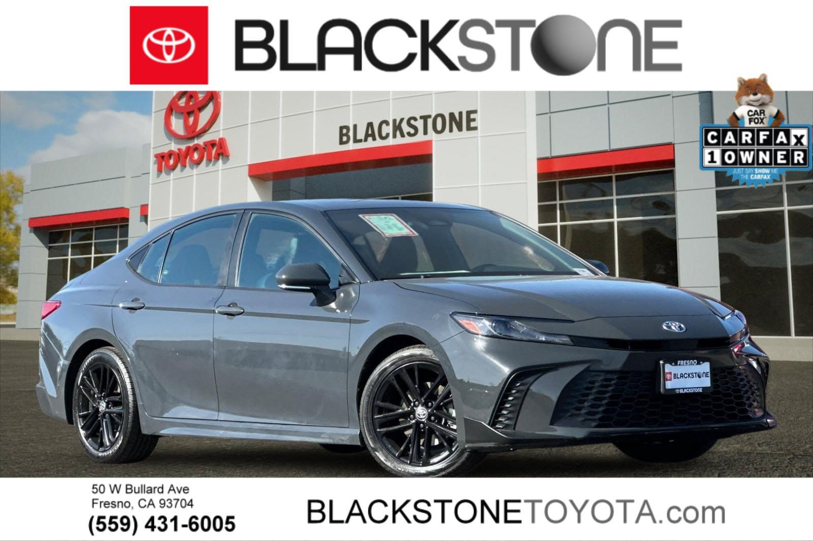 Used 2025 Toyota Camry SE FWD image 1