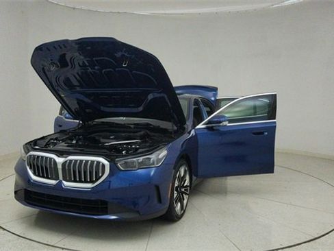 Used 2026 BMW 530i image 69