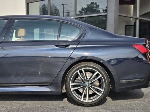 Used 2021 BMW 740i xDrive w/ M Sport Package image 6