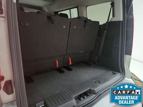 Used 2017 Ford Transit Connect XLT image 32