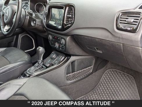 Used 2020 Jeep Compass Latitude image 37