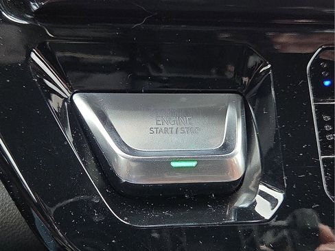 Used 2024 GMC Sierra 3500 Denali Ultimate image 20