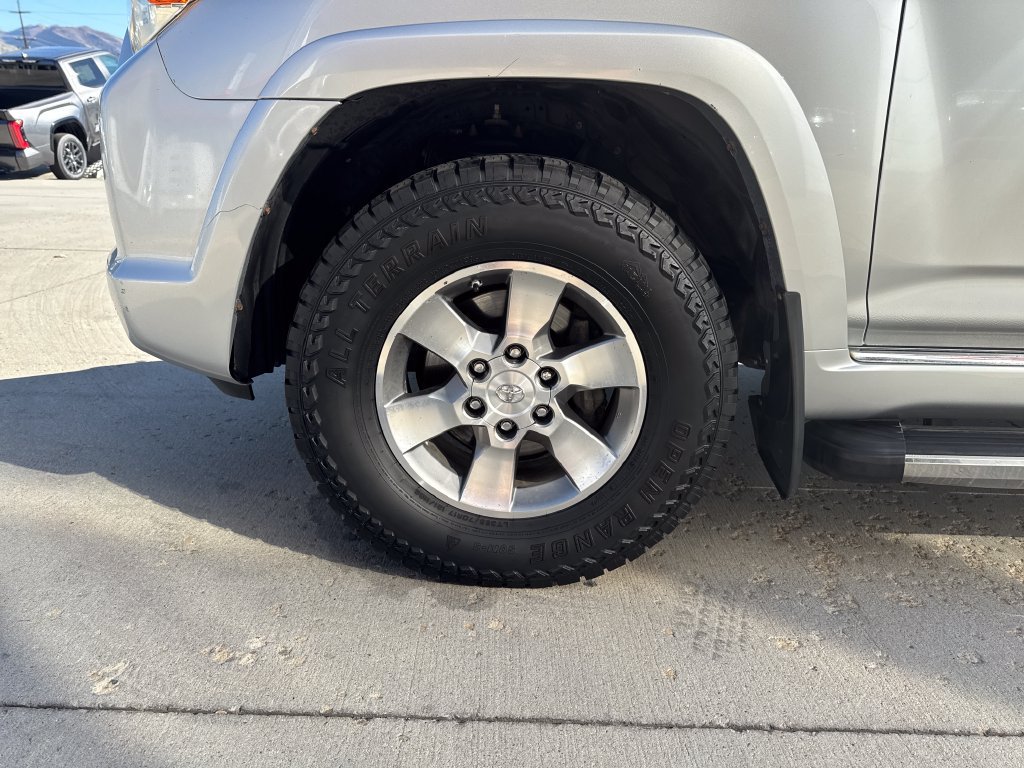 Used 2012 Toyota 4Runner SR5 w/ Convenience Pkg AWD/4WD image 27