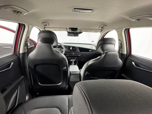 New 2026 Kia Niro LX FWD image 17