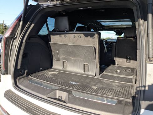 Used 2021 Cadillac Escalade Premium Luxury Platinum w/ LPO, Floor Liner Package image 24