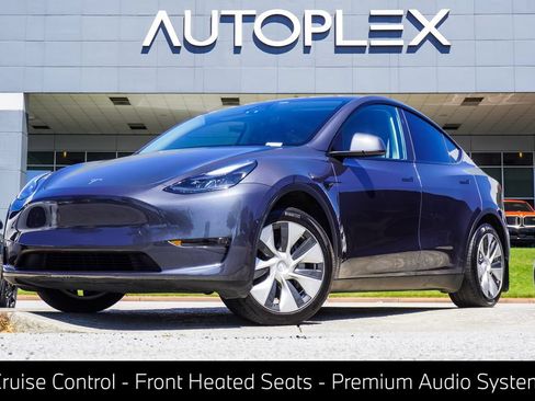 Used 2023 Tesla Model Y Long Range AWD/4WD image 1