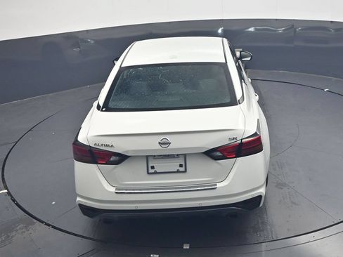 Used 2022 Nissan Altima 2.5 SR FWD image 38