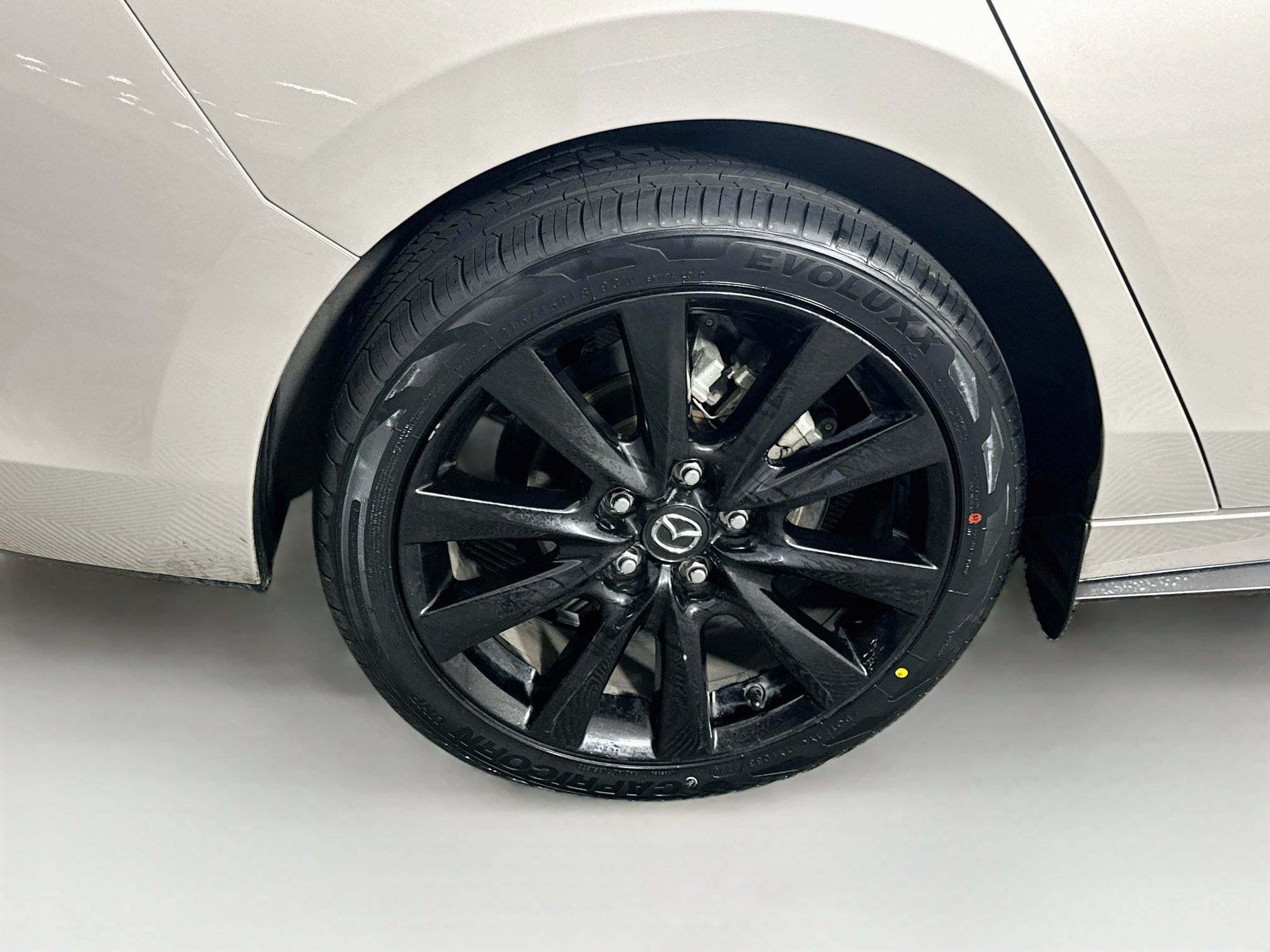 Used 2025 MAZDA MAZDA3 s FWD image 11