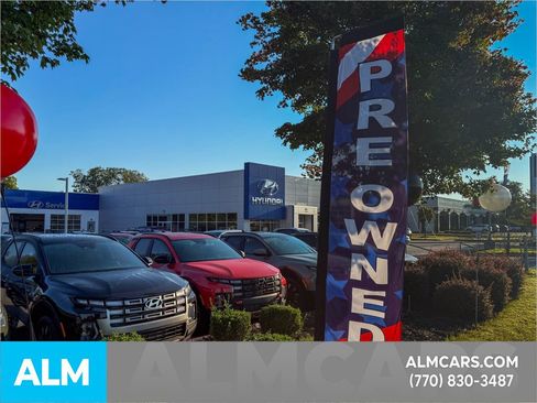 Used 2022 Volvo XC90 T5 Momentum w/ Protection Package Premier image 34