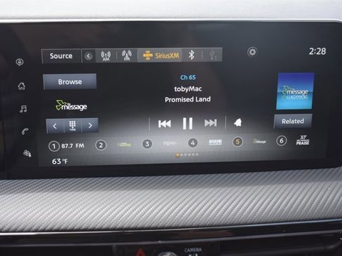Used 2025 Nissan Kicks SR FWD image 24
