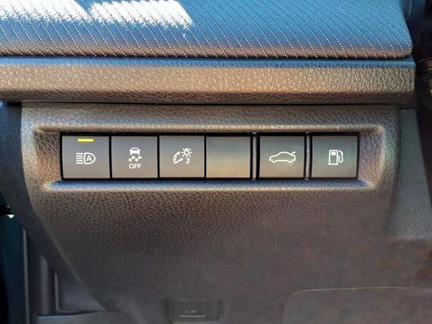 Certified 2025 Toyota Camry SE w/ Convenience Package image 20