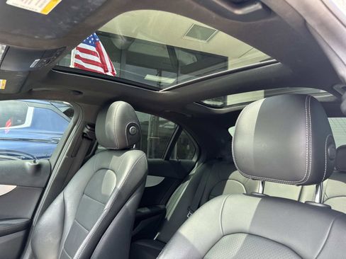 Used 2018 Mercedes-Benz C 300 Sedan image 23