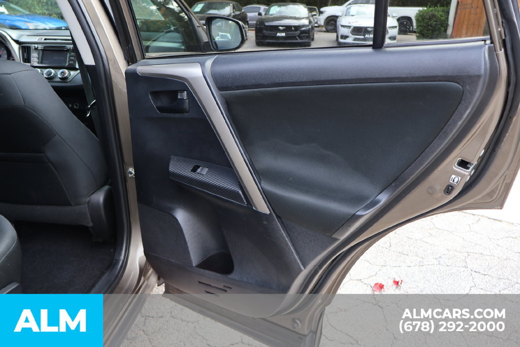 Used 2014 Toyota RAV4 LE FWD image 24