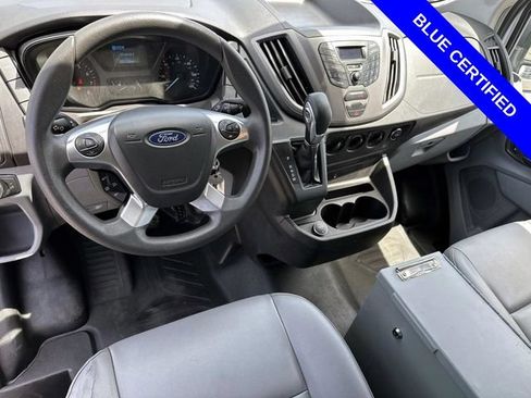 Certified 2019 Ford Transit 250 130 Low Roof RWD image 9