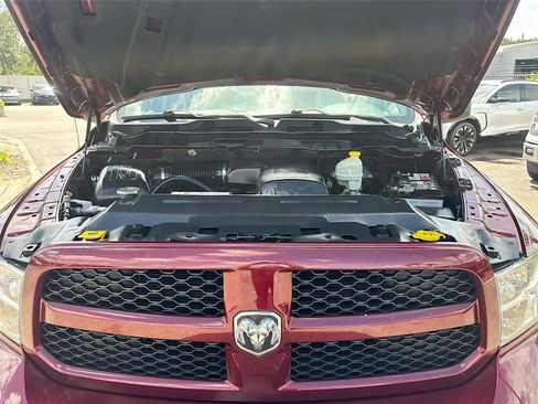 Used 2016 RAM 1500 Express RWD image 27