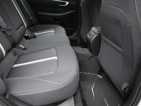 Certified 2025 Hyundai Sonata SEL AWD/4WD image 10