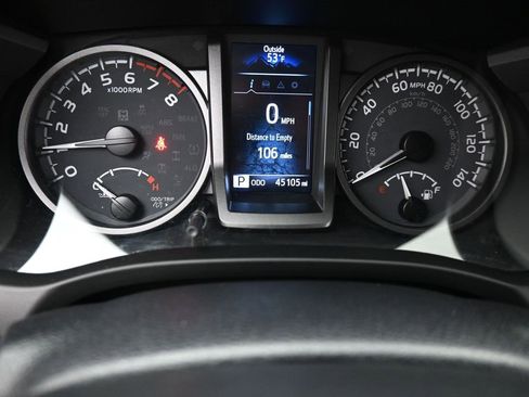 Used 2021 Toyota Tacoma TRD Off-Road image 21