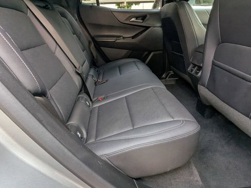 Certified 2025 Chevrolet Equinox LT w/ Convenience Package II FWD image 21