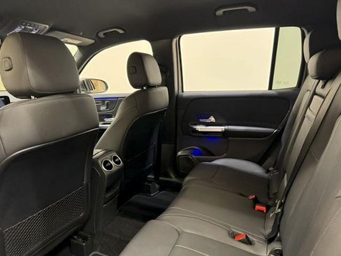Used 2025 Mercedes-Benz GLB 250 image 20