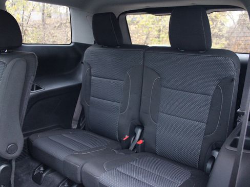 Certified 2021 GMC Acadia SLE image 30