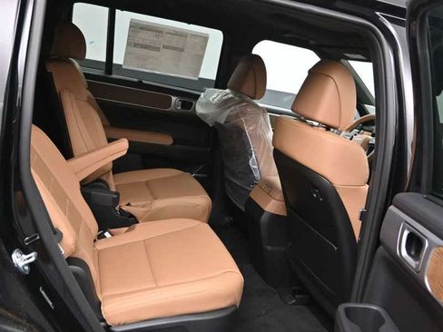 New 2026 Hyundai Santa Fe Calligraphy AWD/4WD image 12