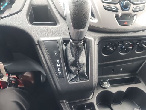 Used 2015 Ford Transit 350 XLT image 19