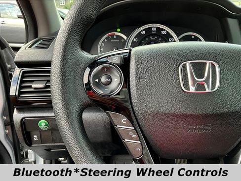 Used 2016 Honda Accord LX image 10