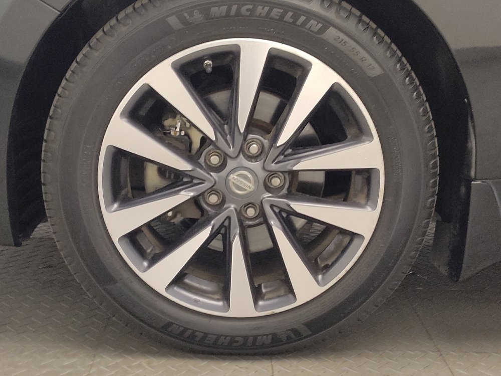 Used 2016 Nissan Altima 2.5 SL FWD image 31