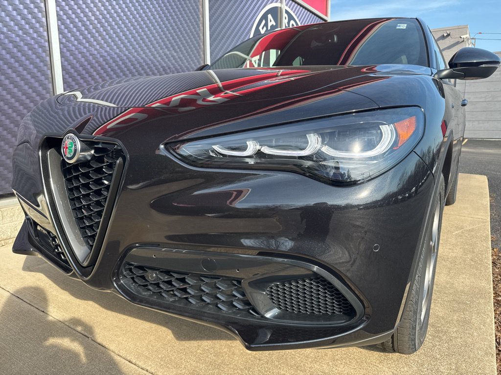 New 2026 Alfa Romeo Stelvio Sprint AWD/4WD image 10