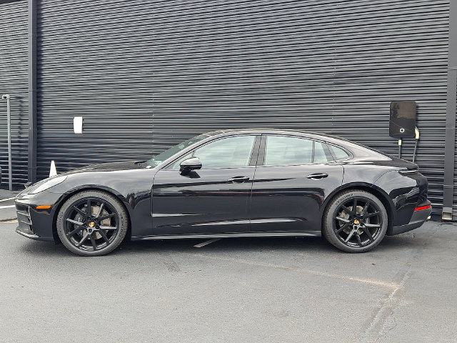 New 2026 Porsche Panamera 4 AWD/4WD image 2