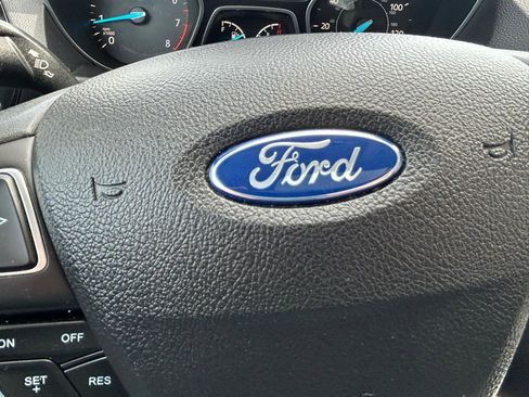 Used 2017 Ford Escape Titanium w/ Canadian Touring Package AWD/4WD image 21