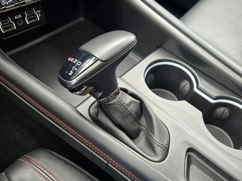 Used 2024 Dodge Durango GT image 34