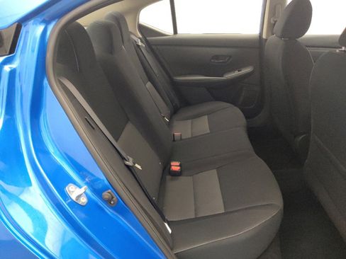 Used 2025 Nissan Sentra SV FWD image 19